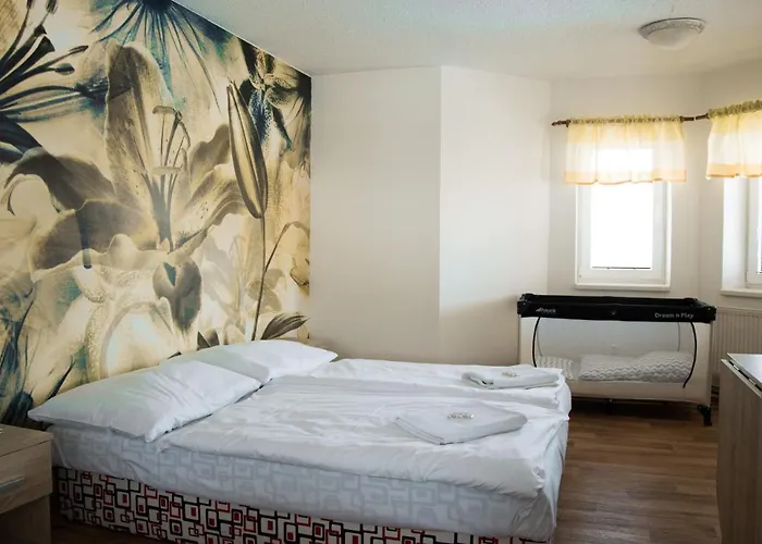 Hotel Adriana 3*