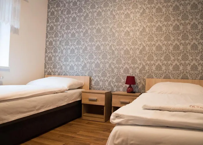 Hotel Adriana 3*