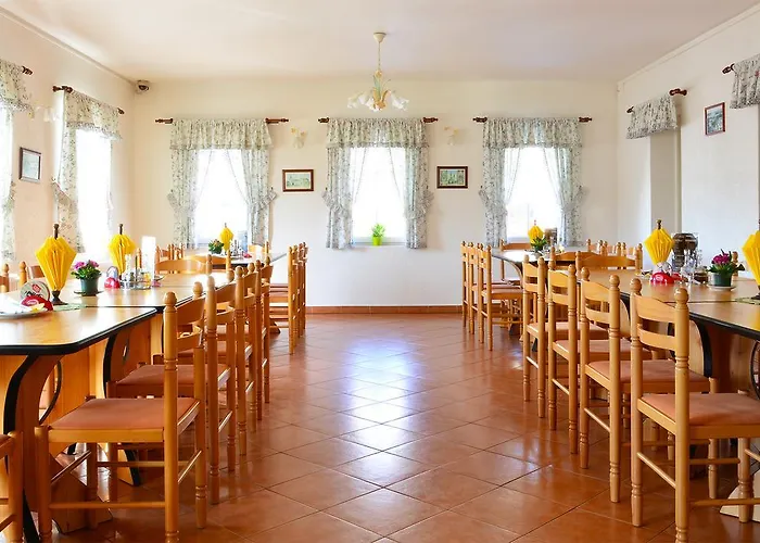 Hotel Adriana Jirikov (Usti nad Labem)